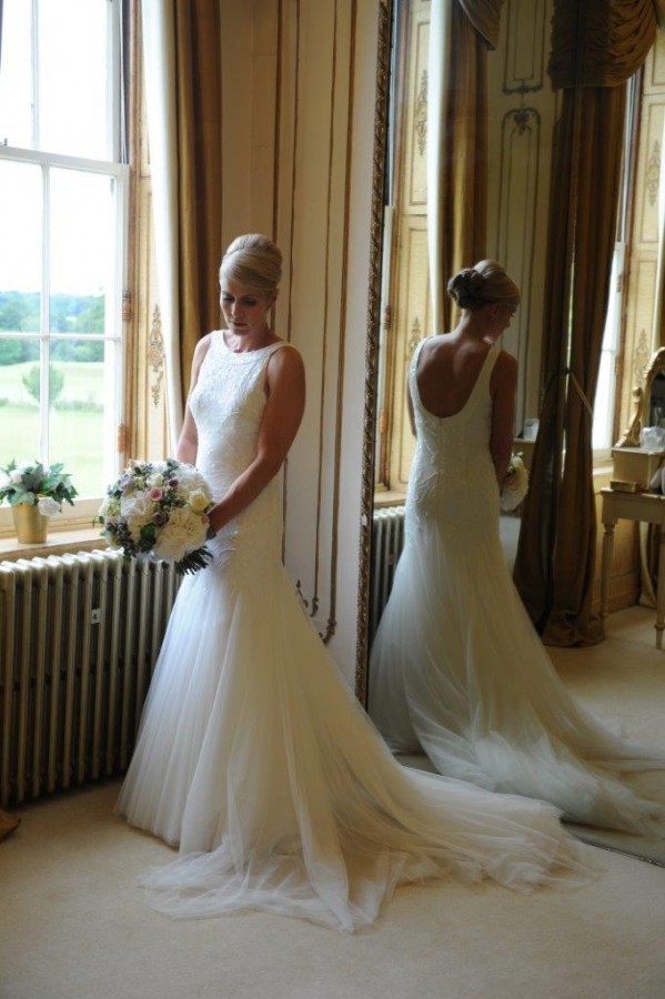 Gosfield Hall - Wedding Flowers by Blooms and Bows (32)