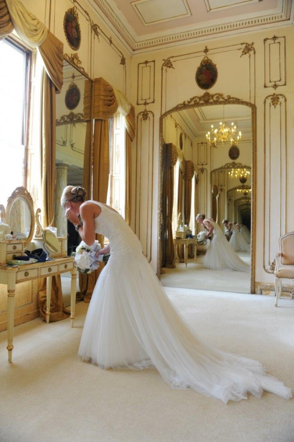 Gosfield Hall - Wedding Flowers by Blooms and Bows (38)