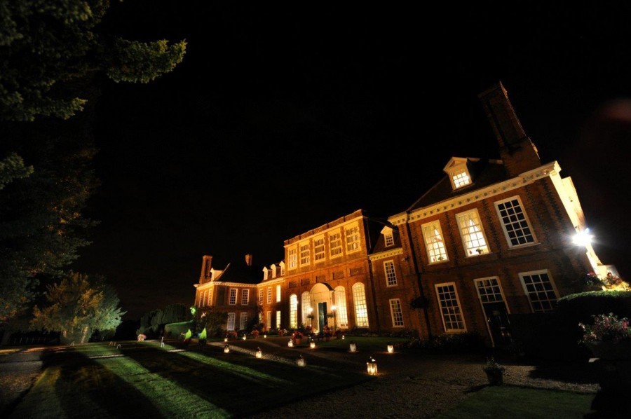 Gosfield Hall - Wedding Flowers by Blooms and Bows